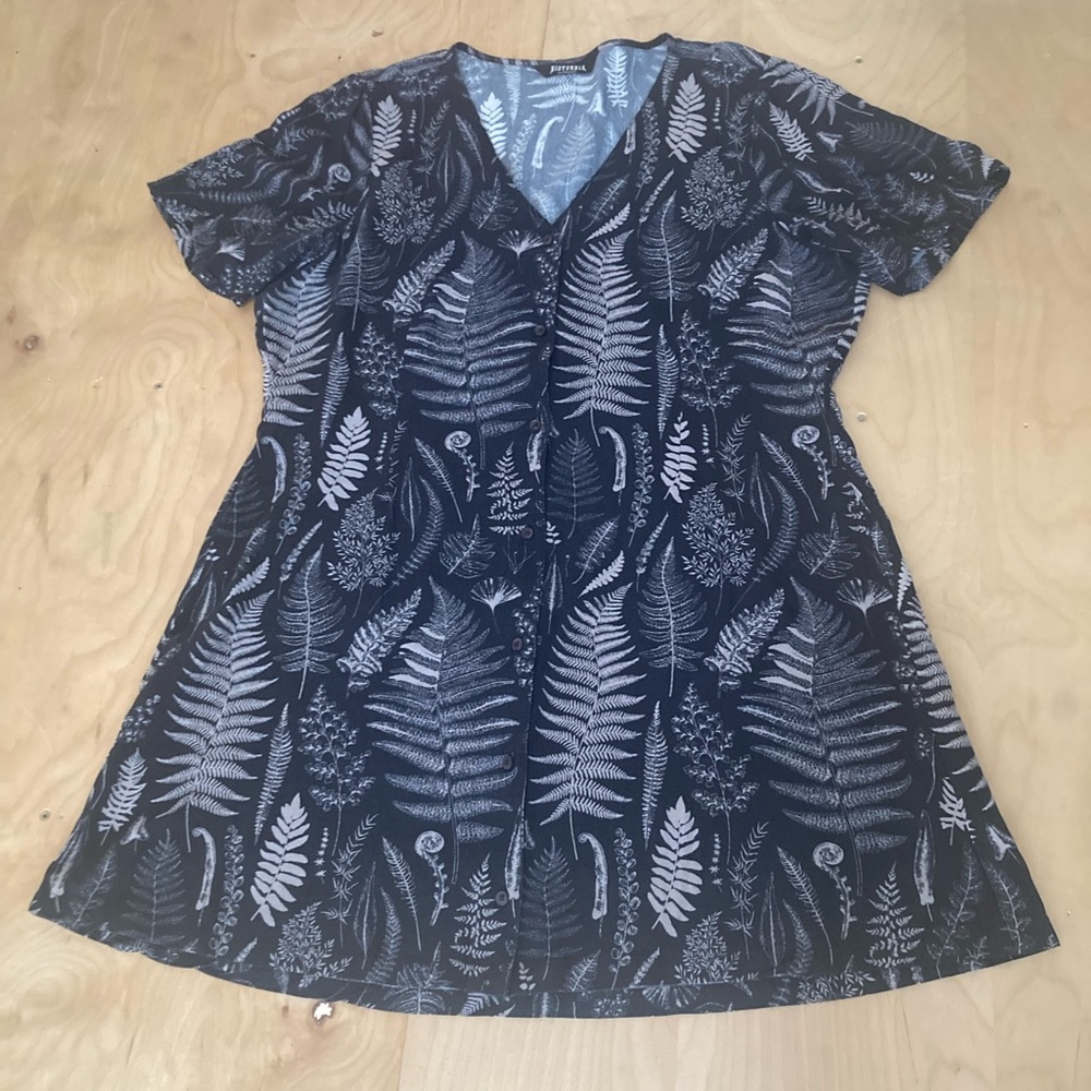 Disturbia Maidenhair Fern Button Down Rayón Mini Dress US14/16
